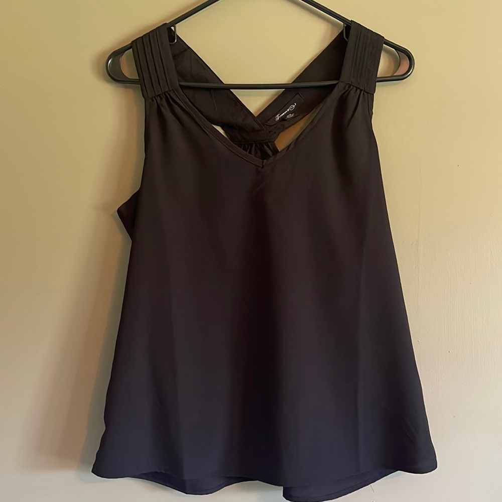 Forever 21 | Black Flowy Top | size M